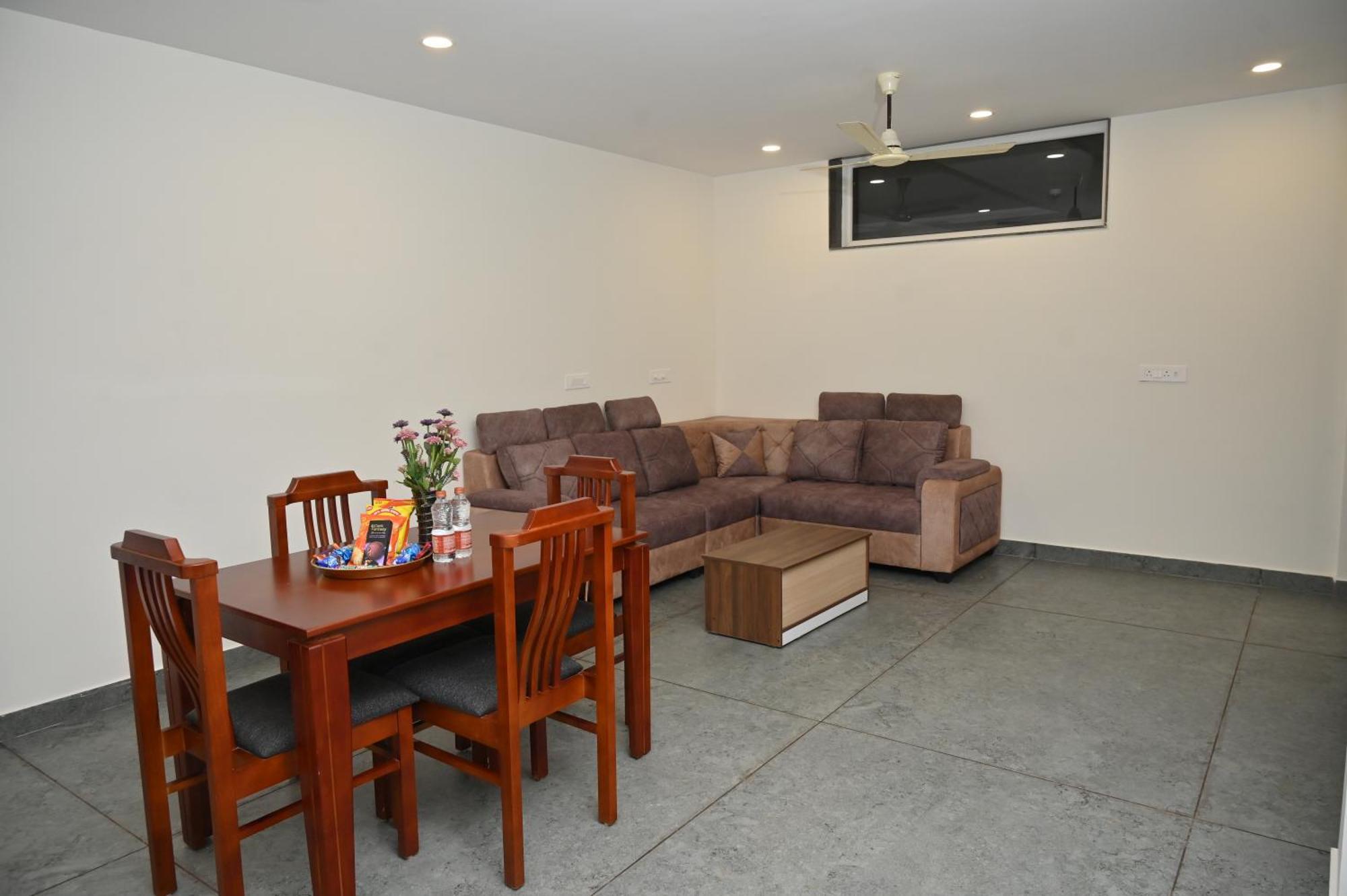 Bhatkal Hotel Shri Devi Comforts Inn מראה חיצוני תמונה