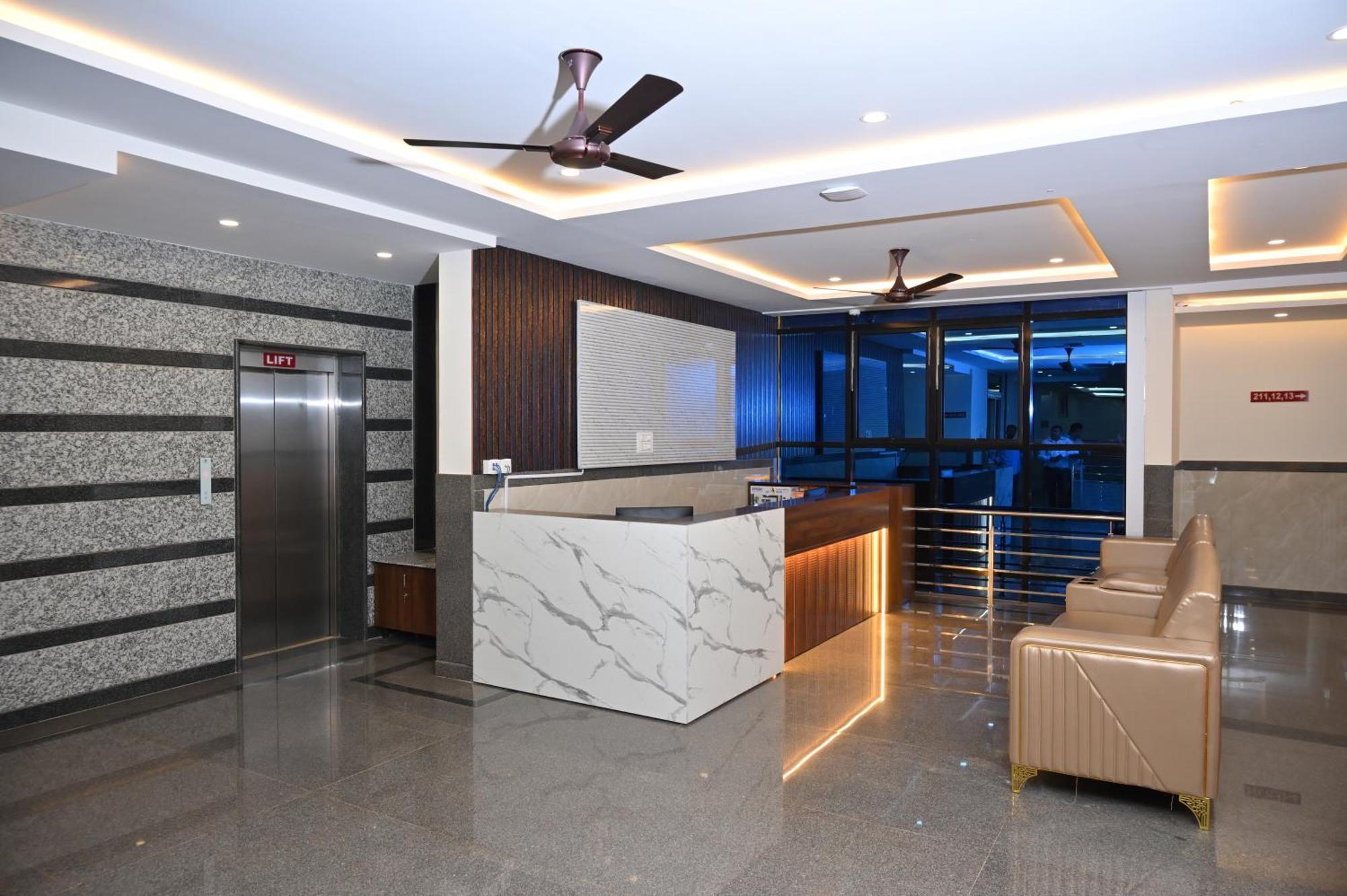 Bhatkal Hotel Shri Devi Comforts Inn מראה חיצוני תמונה