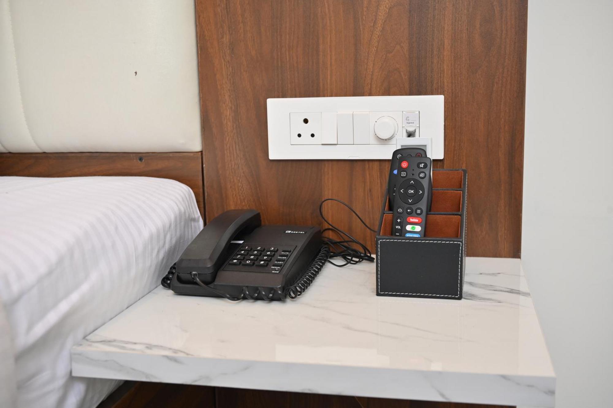 Bhatkal Hotel Shri Devi Comforts Inn מראה חיצוני תמונה