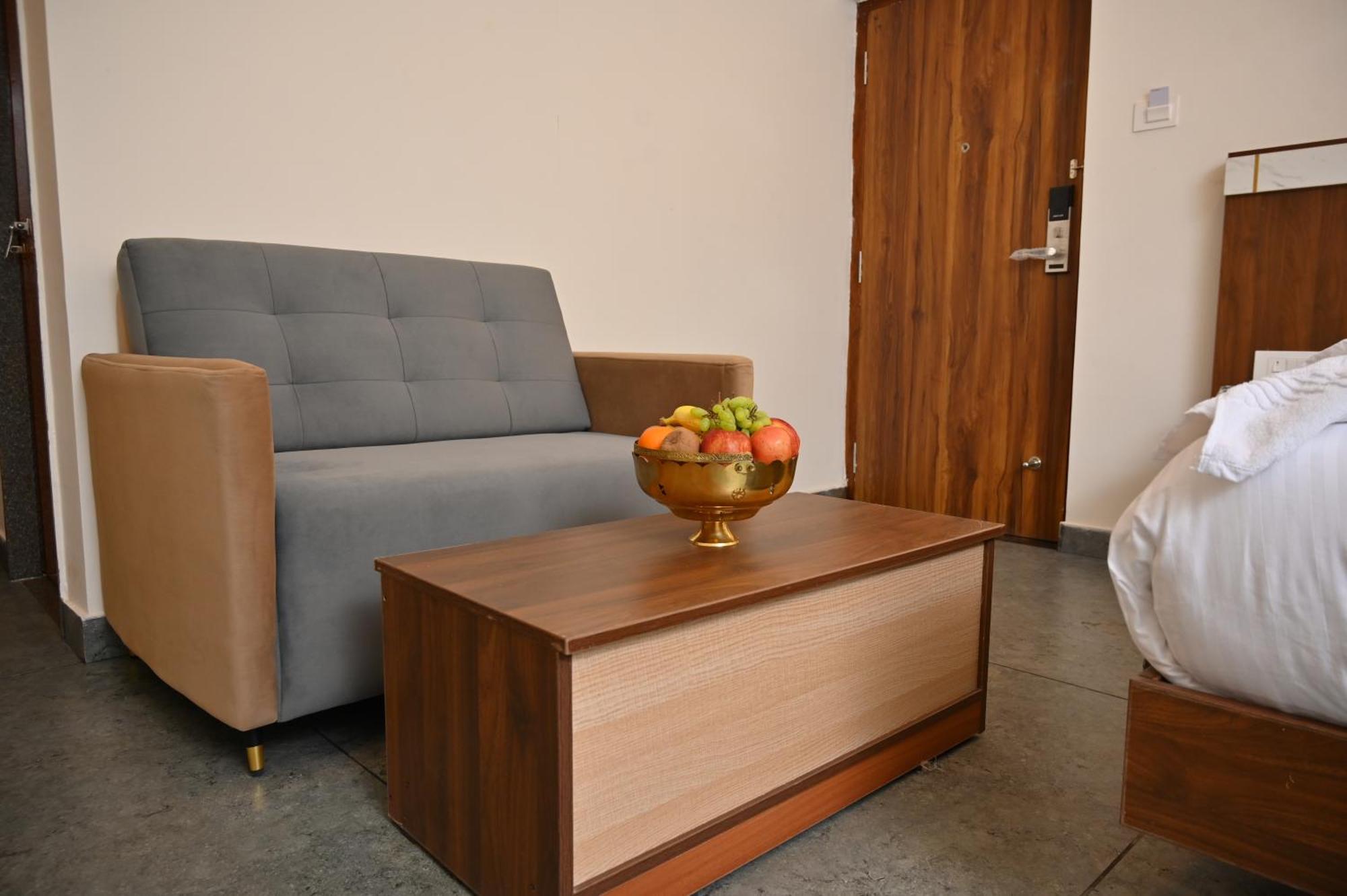 Bhatkal Hotel Shri Devi Comforts Inn מראה חיצוני תמונה
