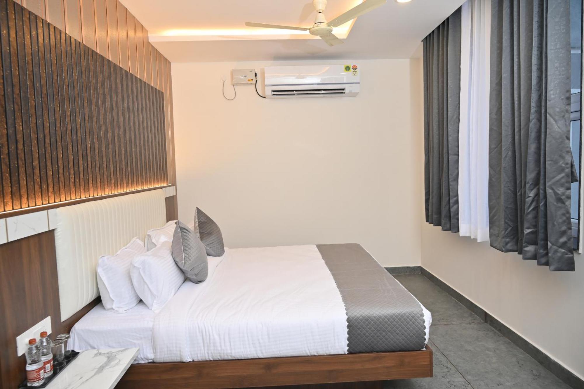 Bhatkal Hotel Shri Devi Comforts Inn מראה חיצוני תמונה